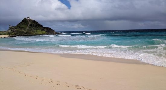 Pyramid Rock Beach