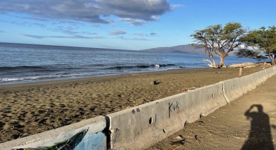 Awalua Beach