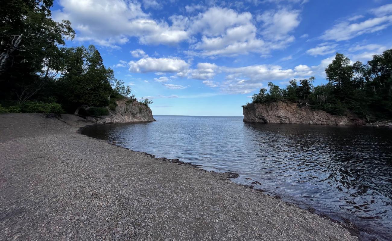 Фото Lake Superior Beach с камни поверхностью