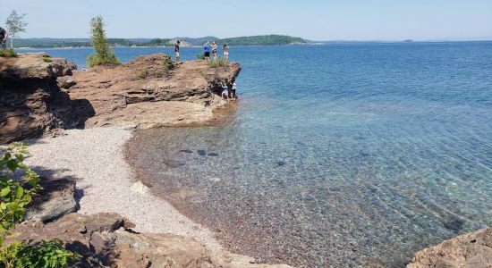 Black Rocks Beach